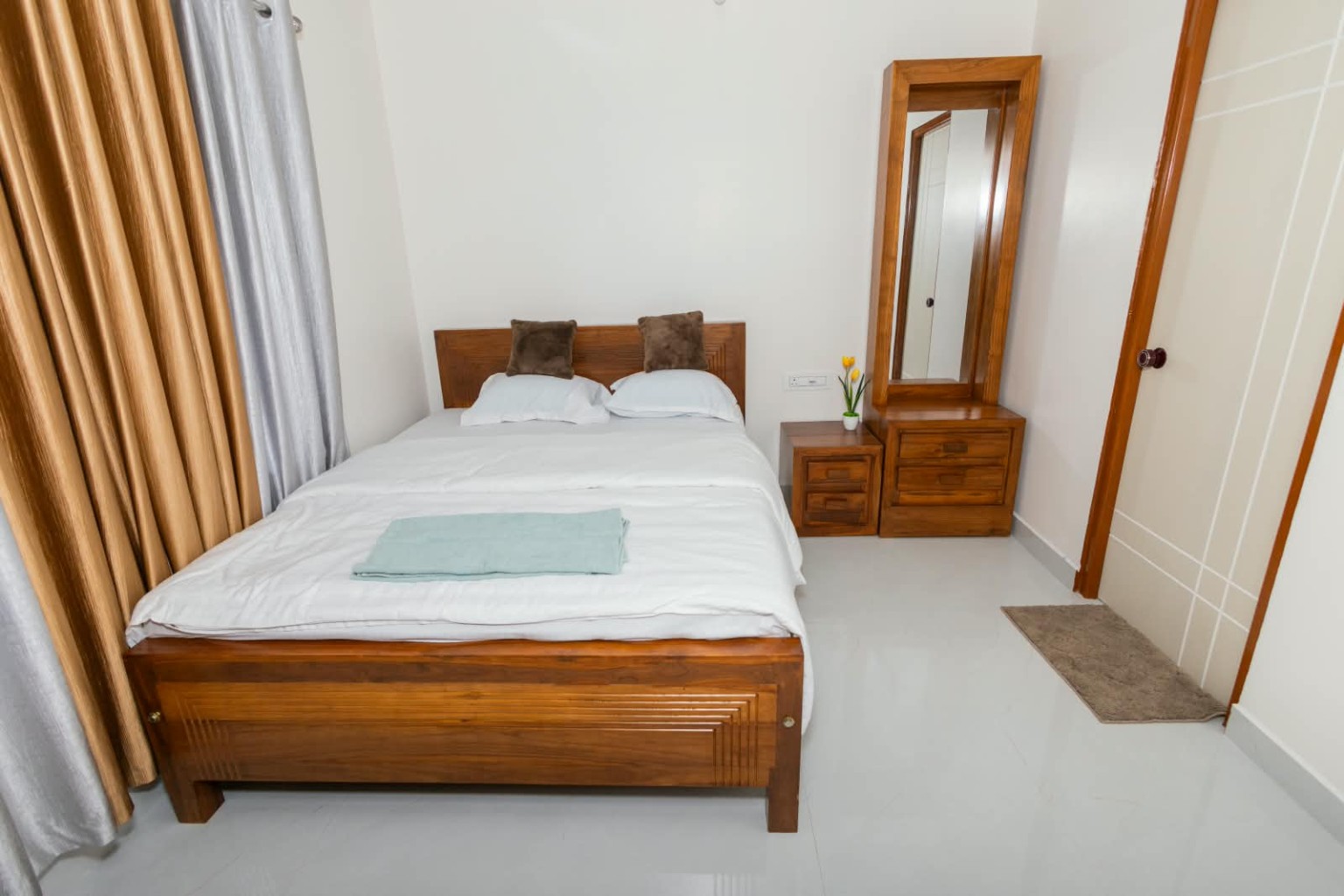 Bedroom 2 at Saathvi’s Nest Stay